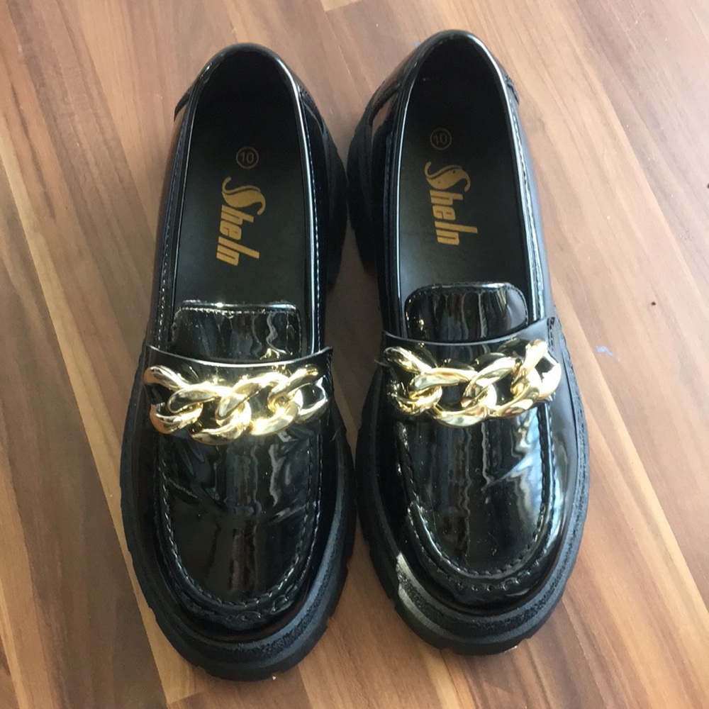 Platform shoes